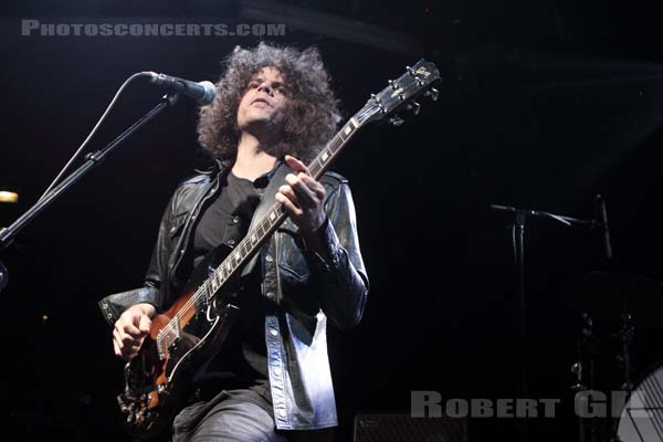 WOLFMOTHER - 2009-10-14 - PARIS - Trabendo - 